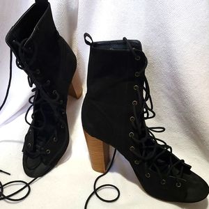 Black Lace up Heels...Size 10..Heel is 4 inches